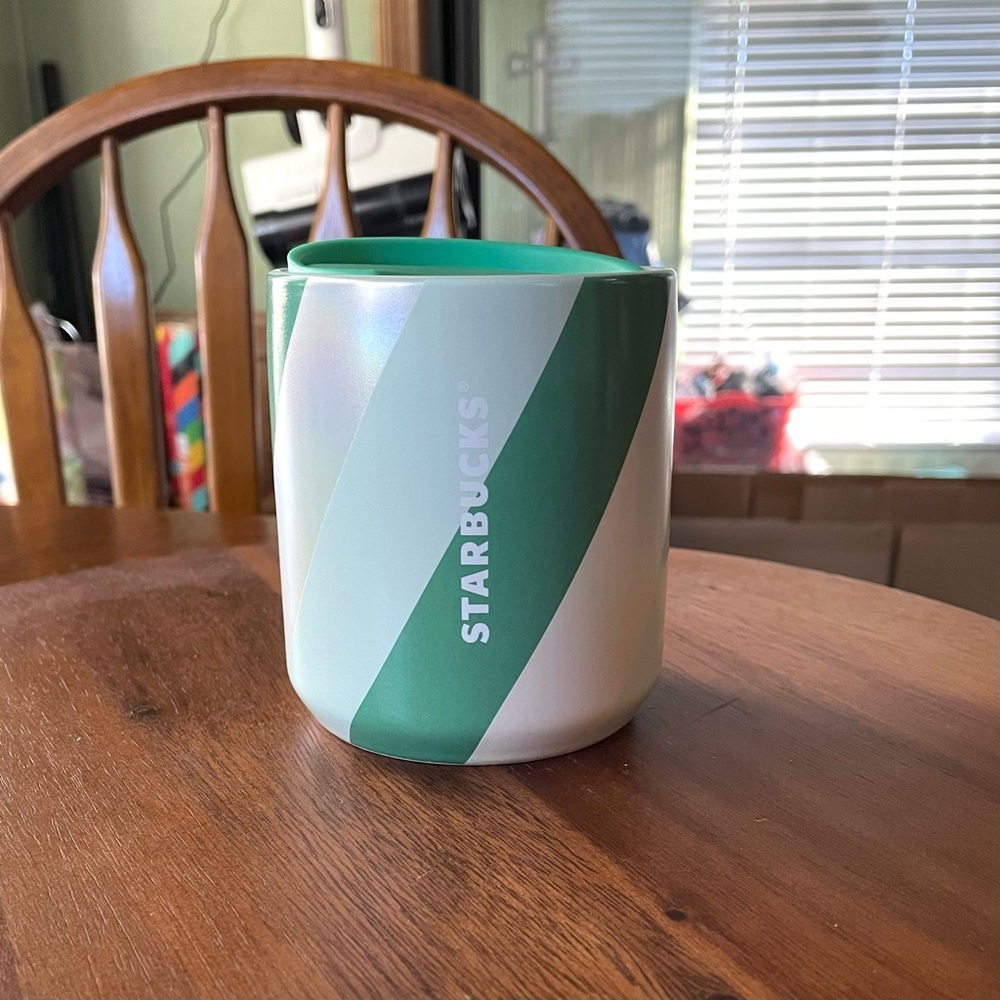 *RARE* Starbucks Mug - Ceramic - Green Candy Cane Pattern - Xmas 2022 - 8 fl oz